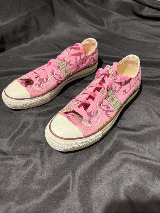 Converse All Stars Other - Pink Low-Top Women's Canvas Sneakers with Script Print